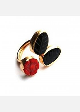 Red Flower Onyx Leaf Ring